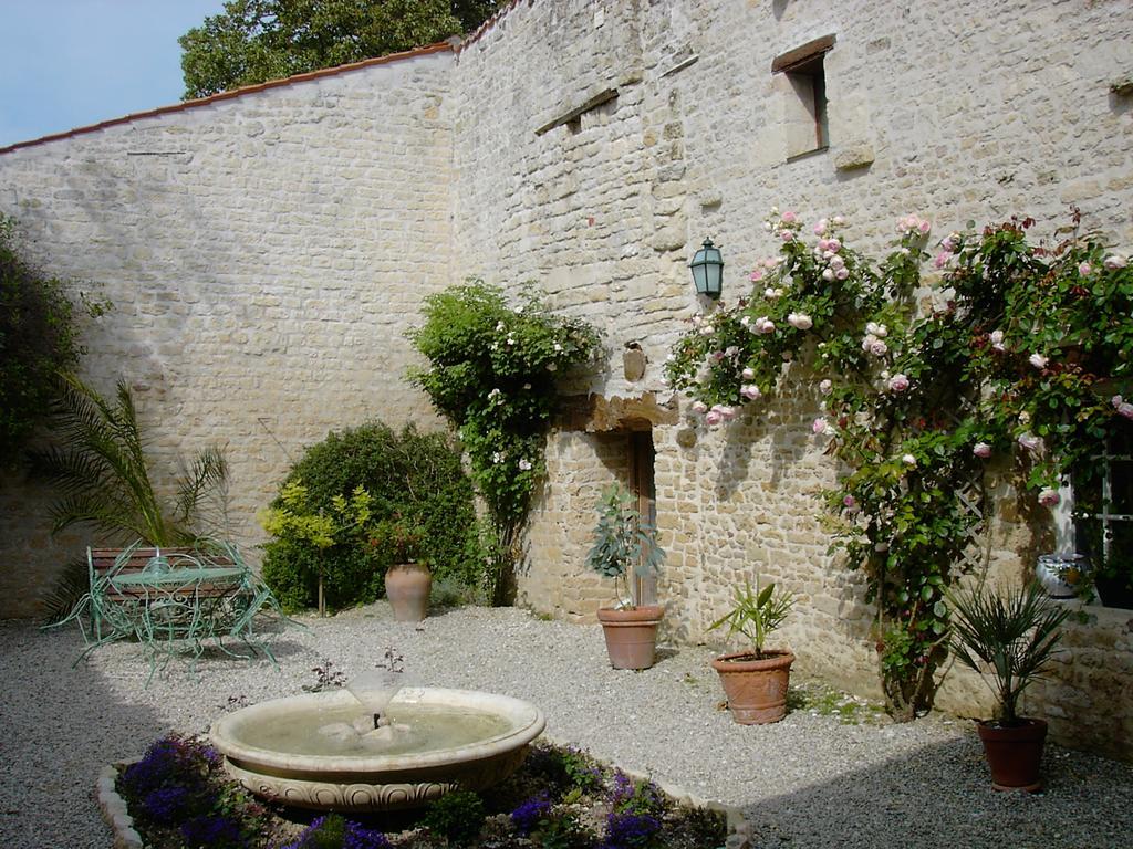 Hotel Les Jardins Saint Leonard Thairé Exteriér fotografie